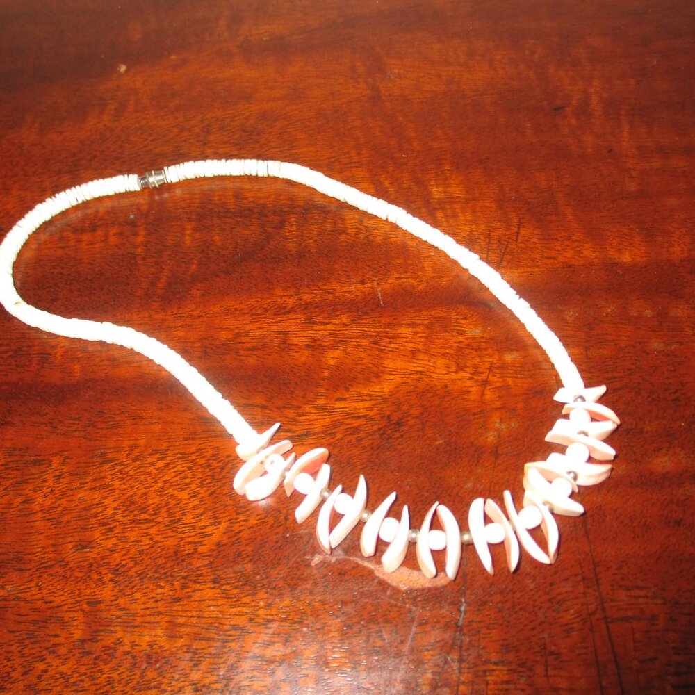 Puka Shell Handcrafted Necklace - image 2